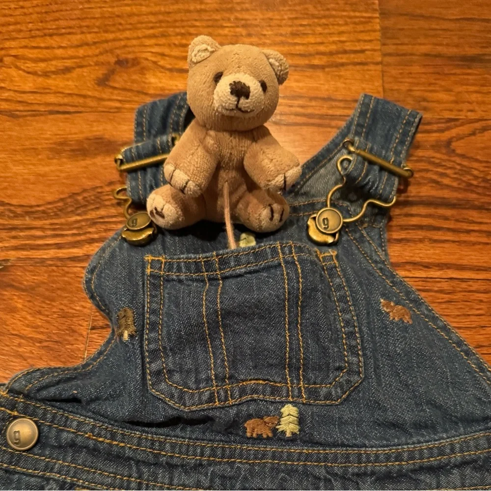 Gymboree 3-6M Denim Bear Embroidered Overalls w/ pocket teddy